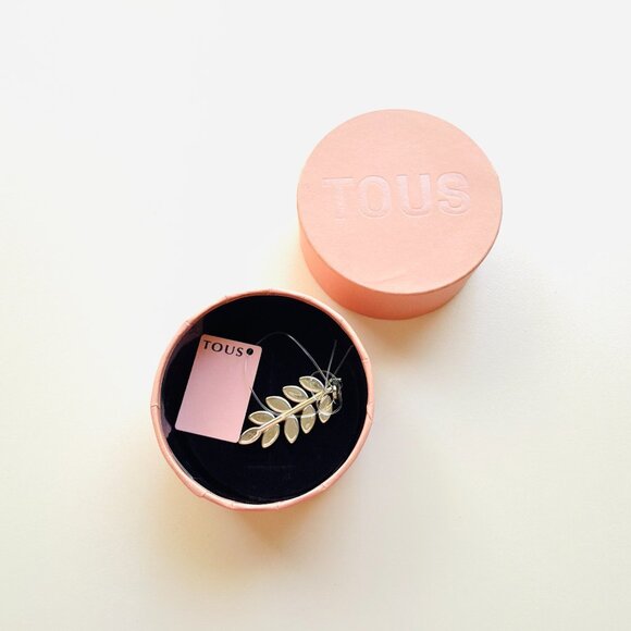 3659 TOUS JEWELRY TOUS BEAR CHARM PENDANT LEAF 925 SILVER - Picture 1 of 6